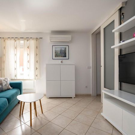 Degrassi Square Apartments (Adults Only) Vrsar Kültér fotó
